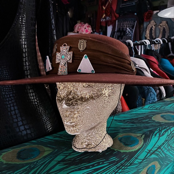 Customed Chocolate Brown & Sea Blue Rimmed Hat
